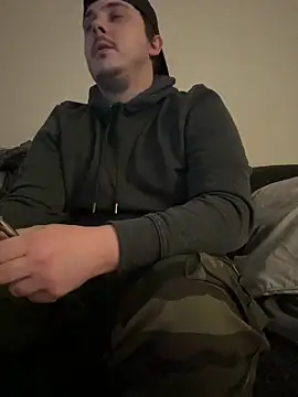 Snapshot of XXKieran chatting on December 16, 4:12 pm XXKieran online show from December 16, 4:12 pm