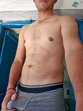 Snapshot of RockRolaxxx chatting on November 7, 5:29 am RockRolaxxx online show from November 7, 5:29 am