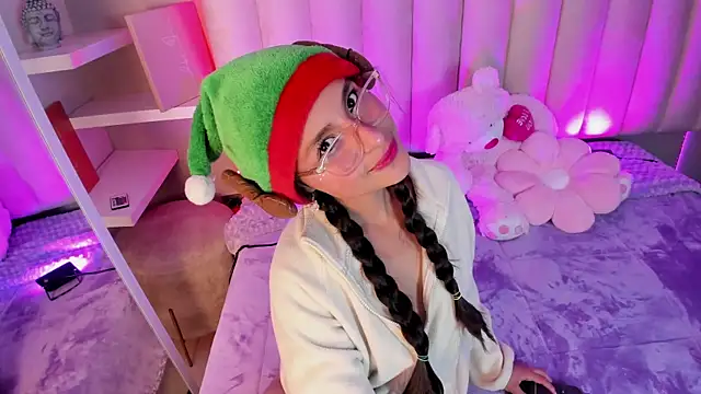 Annie  2 online show from December 2, 3:01 am