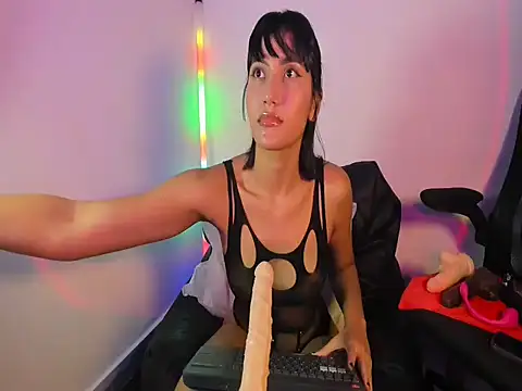 Amberdecolombia online show from February 6, 5:34 am