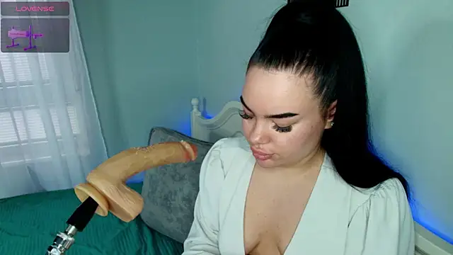 katerine Monroe online show from December 3, 6:32 am