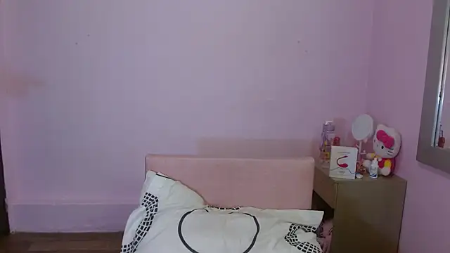 kiity horny  online show from October 11, 12:36 pm