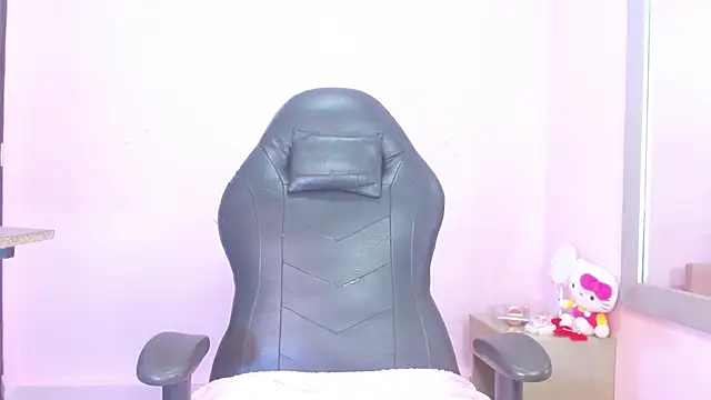 kiity horny  online show from October 29, 12:51 pm