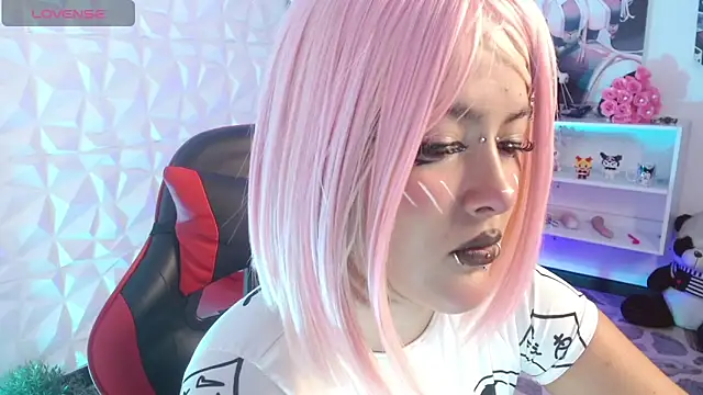 lil candy77 online show from April 14, 11:49 am