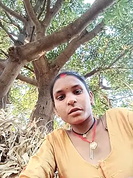 Idhika Jha online show from October 17, 11:24 am