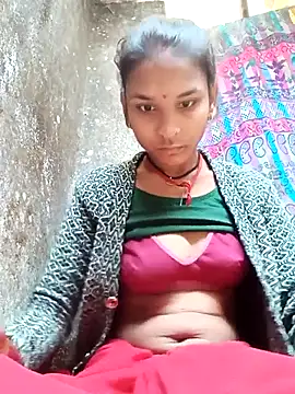 Idhika Jha online show from December 4, 2:32 am