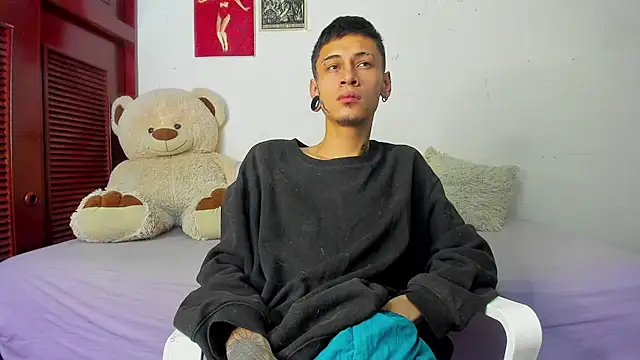 cold snow013 online show from October 23, 8:24 am