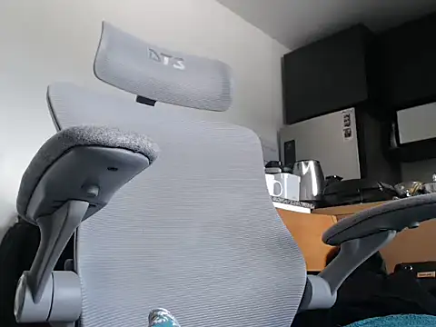 Snapshot of PoneiHetero chatting on September 9, 4:06 pm PoneiHetero online show from September 9, 4:06 pm