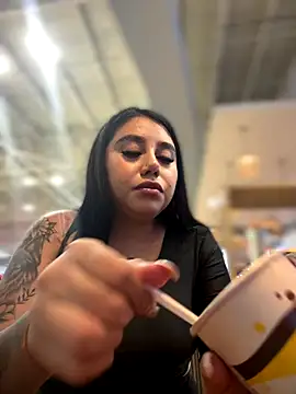 Sophie Dreamss online show from December 2, 9:43 pm