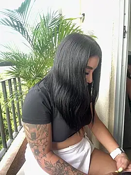 Sophie Dreamss online show from March 3, 8:15 pm