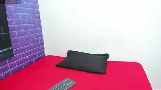 Snapshot of Cora_222 chatting on September 16, 11:22 am Cora 222 online show from September 16, 11:22 am