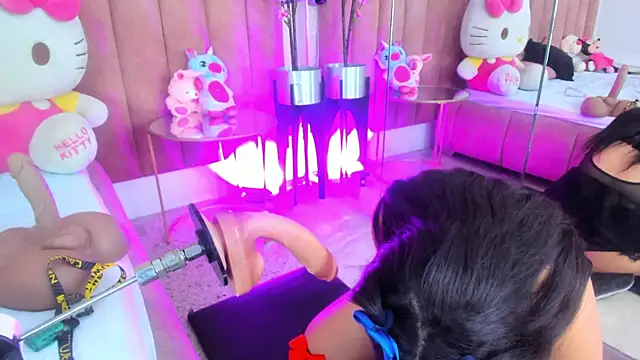 Snapshot of LizzyOlsen chatting on November 20, 4:56 am LizzyOlsen online show from November 20, 4:56 am