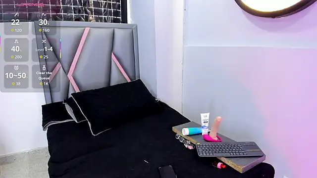 Snapshot of Sofia_villareal chatting on November 17, 12:22 pm Sofia villareal online show from November 17, 12:22 pm