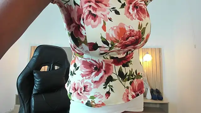 Snapshot of coral15_ chatting on November 8, 2:12 am coral15 online show from November 8, 2:12 am