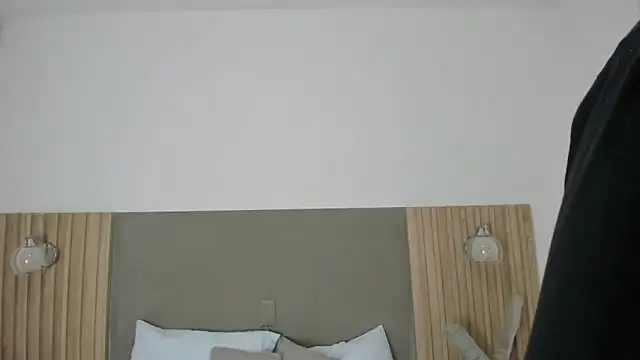 Snapshot of coral15_ chatting on November 21, 2:10 am coral15 online show from November 21, 2:10 am