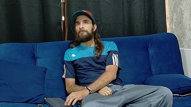 Snapshot of hairy_mannn chatting on September 25, 7:39 pm hairy mannn online show from September 25, 7:39 pm