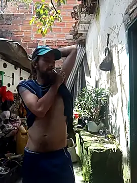 Snapshot of hairy_mannn chatting on October 30, 5:35 pm hairy mannn online show from October 30, 5:35 pm