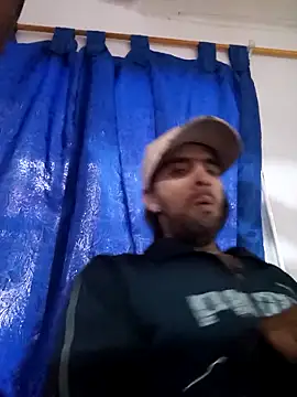 Snapshot of hairy_mannn chatting on December 1, 1:05 pm hairy mannn online show from December 1, 1:05 pm