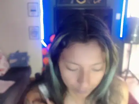 ScarletSizzling online show from October 4, 1:20 pm