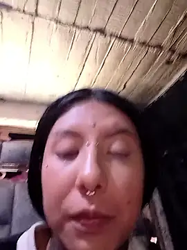 missashlyrosette online show from January 17, 8:23 pm