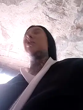 missashlyrosette online show from February 26, 7:13 pm