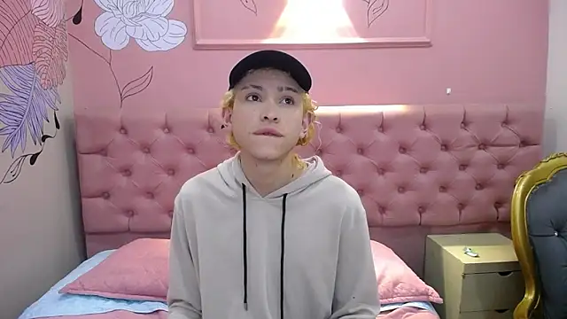 Aaron Fordd online show from November 24, 11:32 am