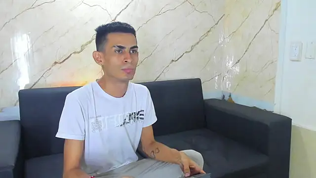 Golldens Dreamss online show from September 26, 7:29 pm