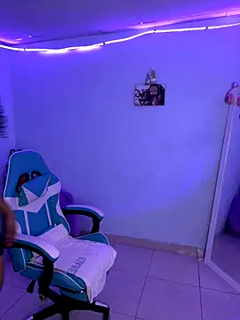 ViolettaMiller  online show from September 18, 1:02 pm