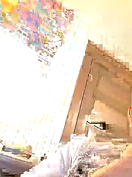 Snapshot of Bush_smusher chatting on October 13, 10:32 pm Bush smusher online show from October 13, 10:32 pm