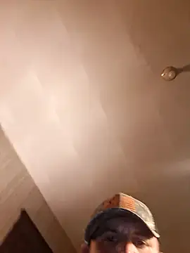 Snapshot of Bush_smusher chatting on November 2, 2:47 am Bush smusher online show from November 2, 2:47 am