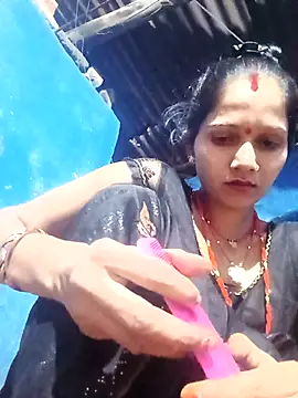 Snapshot of Jooli_xx chatting on September 29, 1:38 pm Jooli xx online show from September 29, 1:38 pm