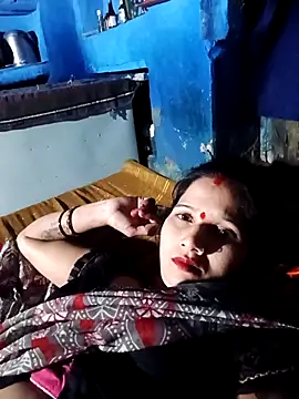 Snapshot of Jooli_xx chatting on October 1, 3:18 pm Jooli xx online show from October 1, 3:18 pm