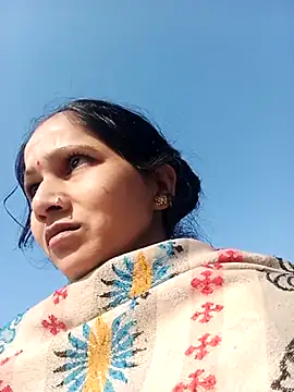 Snapshot of Jooli_xx chatting on November 9, 3:38 am Jooli xx online show from November 9, 3:38 am