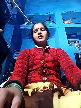 Jooli xx online show from January 11, 2:00 pm