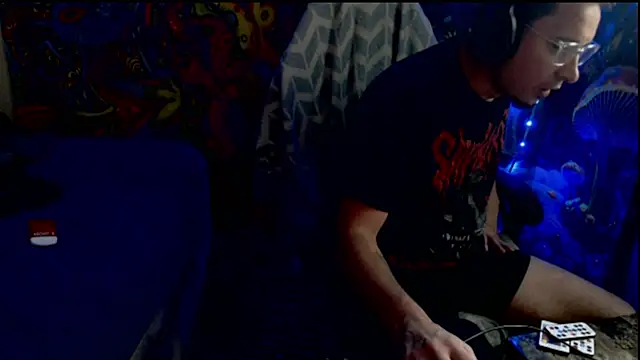 Snapshot of YoBlezz chatting on November 29, 11:46 am YoBlezz online show from November 29, 11:46 am