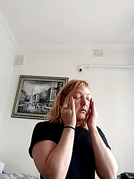 Snapshot of LiluLiluLilu chatting on September 12, 6:13 am LiluLiluLilu online show from September 12, 6:13 am