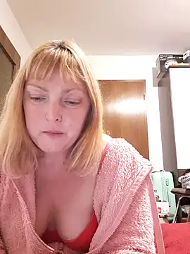 Snapshot of LiluLiluLilu chatting on October 16, 7:15 pm LiluLiluLilu online show from October 16, 7:15 pm