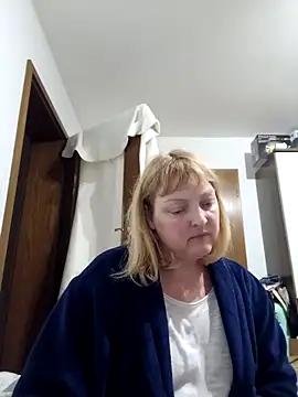 LiluLiluLilu online show from April 16, 6:52 pm