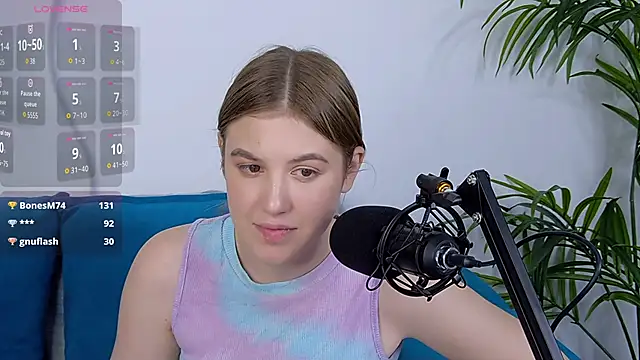 Snapshot of MelanieHenders chatting on September 11, 5:46 pm MelanieHenders online show from September 11, 5:46 pm
