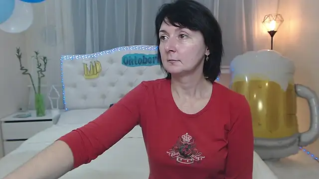 VivianGuchih online show from September 20, 6:03 am