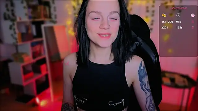 raspberry  girl  online show from September 18, 7:49 pm