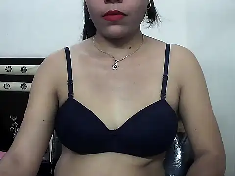 Snapshot of Lalita_thakur chatting on September 12, 3:56 pm Lalita thakur online show from September 12, 3:56 pm