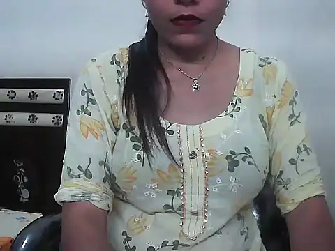 Snapshot of Lalita_thakur chatting on September 14, 4:06 pm Lalita thakur online show from September 14, 4:06 pm