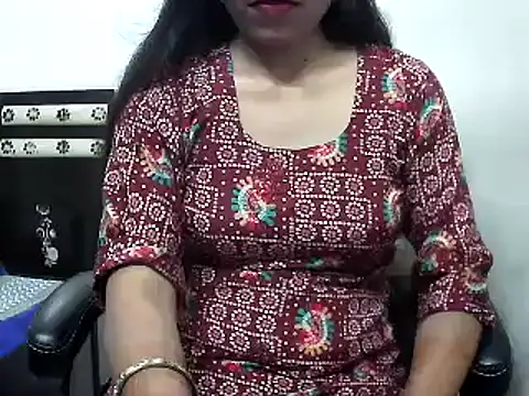Snapshot of Lalita_thakur chatting on October 9, 3:32 pm Lalita thakur online show from October 9, 3:32 pm