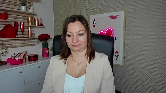 angelaSamt online show from March 12, 6:30 am