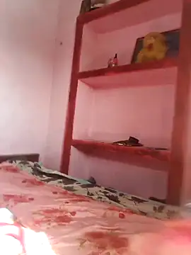 posewith online show from February 11, 8:19 am