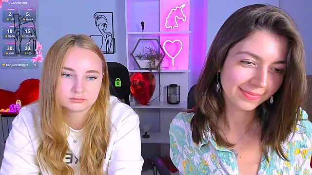 Snapshot of kitniss_dreamy chatting on September 19, 12:50 pm kitniss dreamy online show from September 19, 12:50 pm