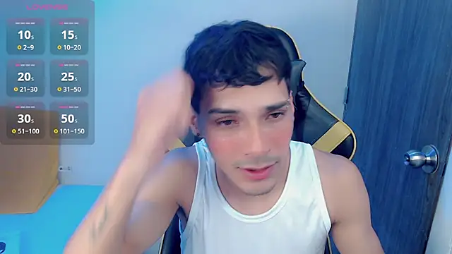 Snapshot of yankees_ chatting on September 19, 4:03 am yankees online show from September 19, 4:03 am