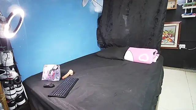 JoshuaMiller online show from October 11, 7:34 pm