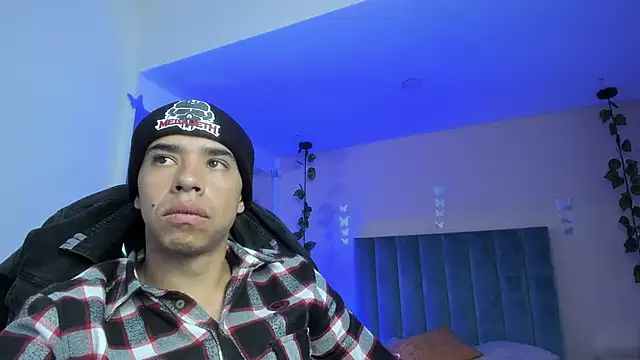 Muscle Scott online show from February 6, 2:09 pm